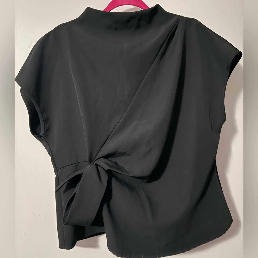 Black Twist-Back Cap Sleeve Top - Women's